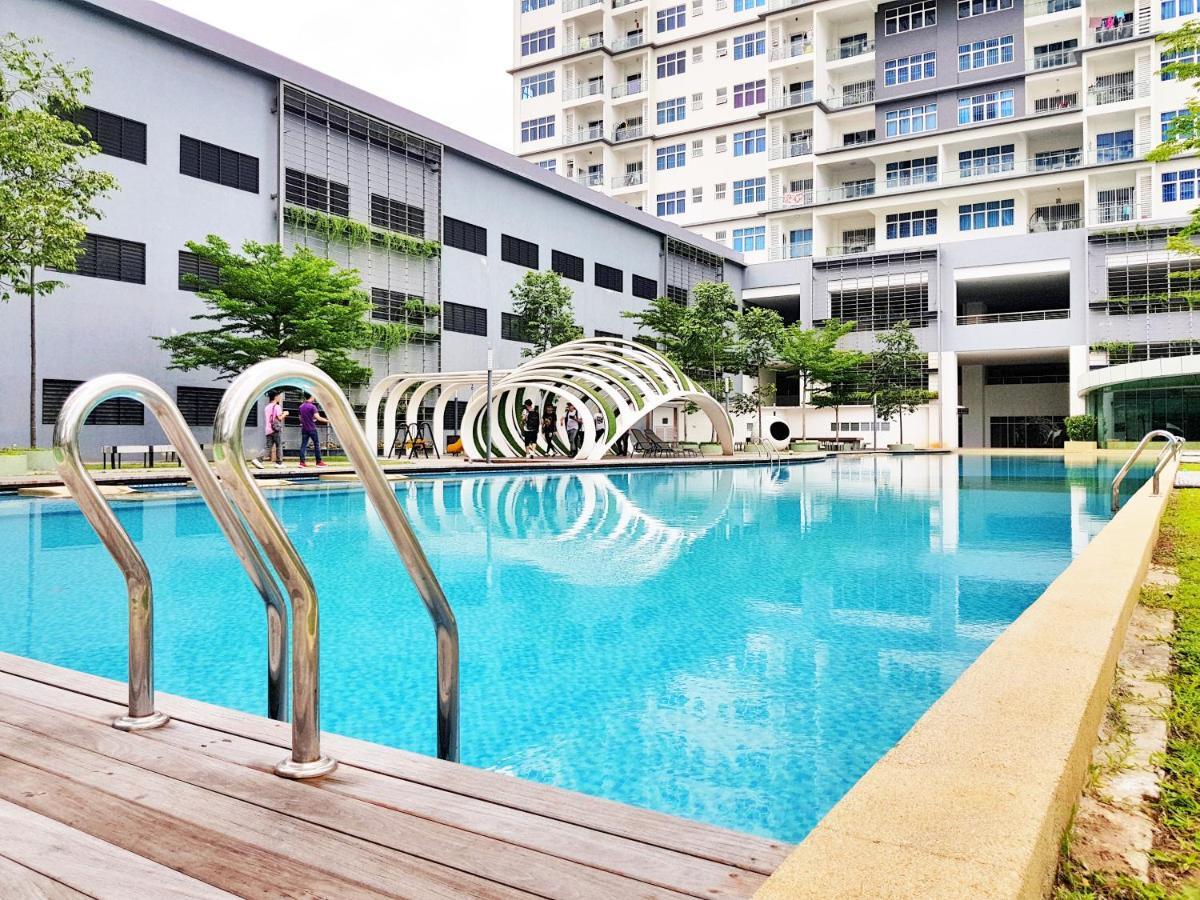 No.7 The Zebra @ Puchong Skypod Residence Exteriör bild